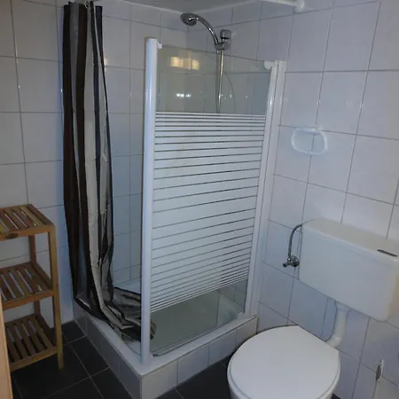 Haus Wangen 아파트 *